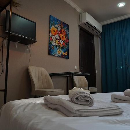 Cozy Flat In Center Of Tbilisi Lejlighed Eksteriør billede